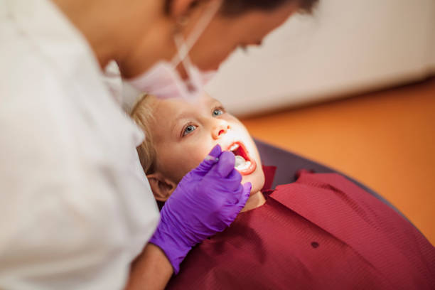 Best Emergency Tooth Extraction in Malone, FL